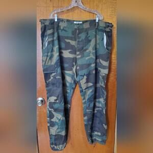 Men’s PJ Mark Camouflage Cargo Pants Size 3XL